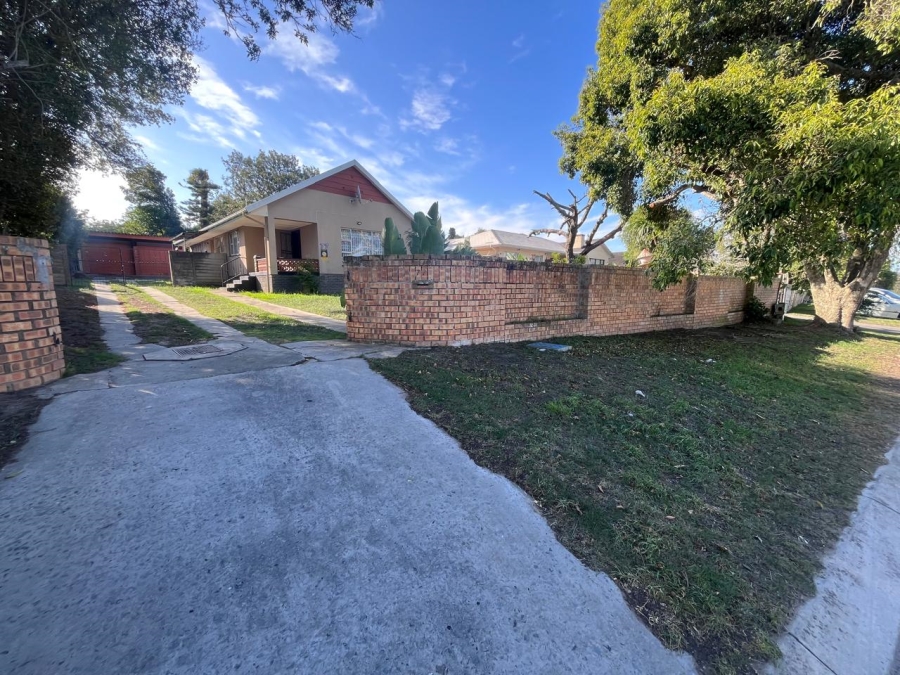 4 Bedroom Property for Sale in Amalinda North Eastern Cape